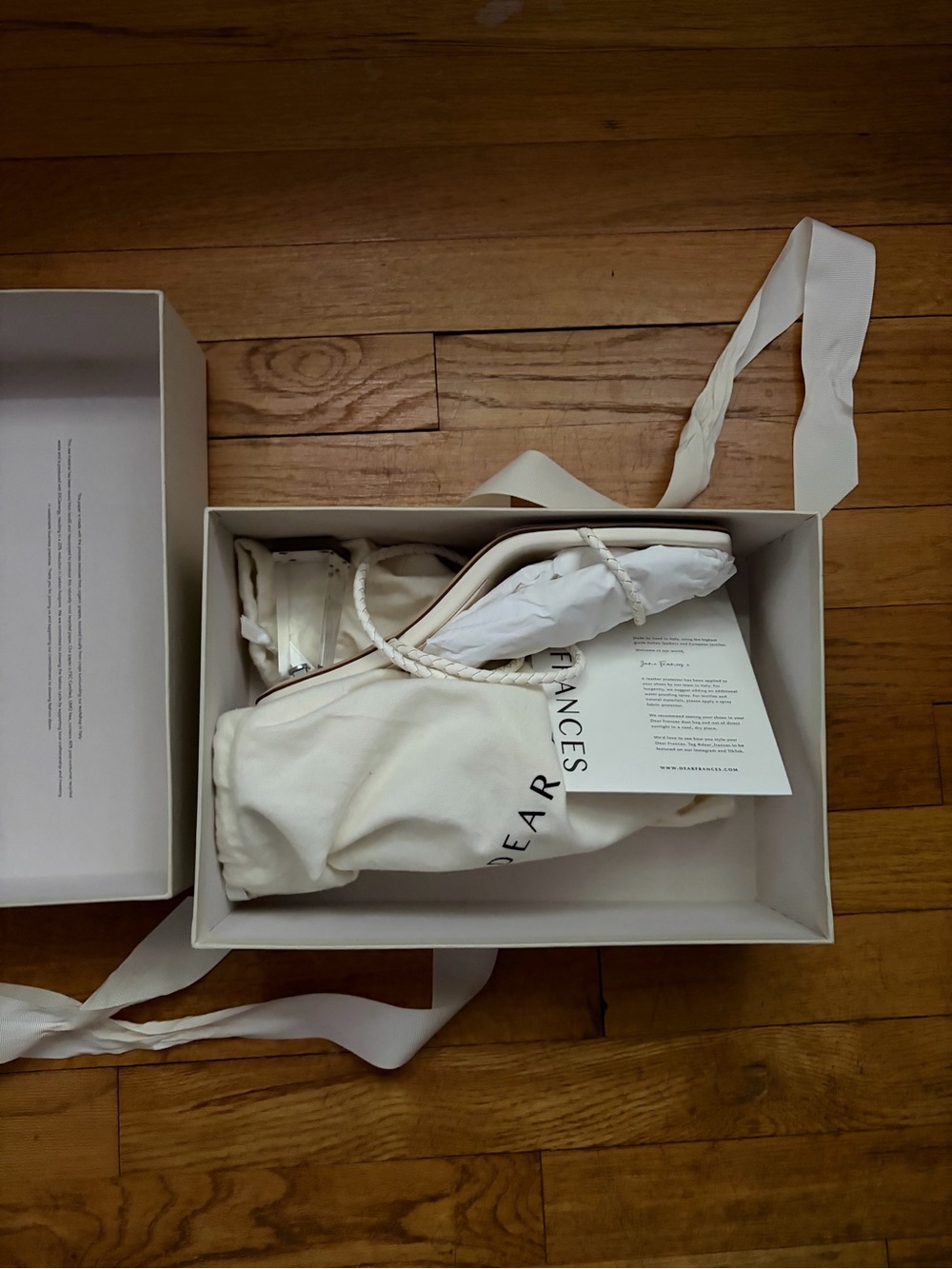 Gorgeous sandals NWT and gift box, perfect for bridal
